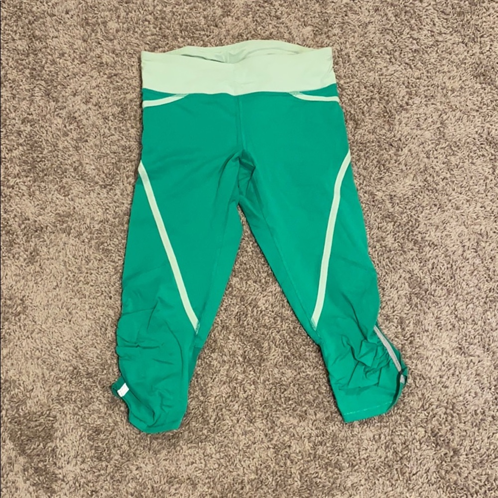 Lululemon luxtreme crops